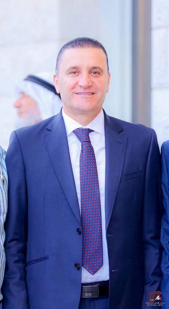 مصادر لوطن: مليار شيكل في ذمة طارق النتشة لصالح الخزينة العامة بعد انهاء وزارة المالية مراجعة حساباته المالية